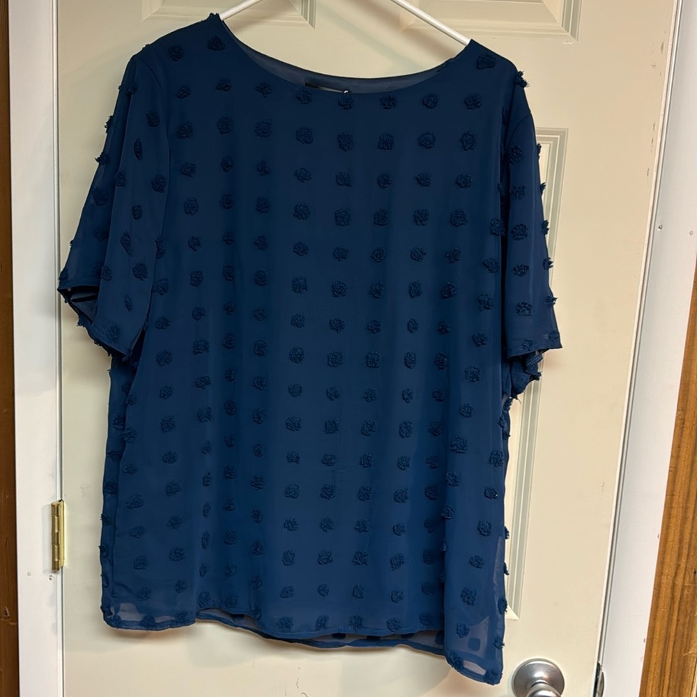 Size XL Dress Shirt